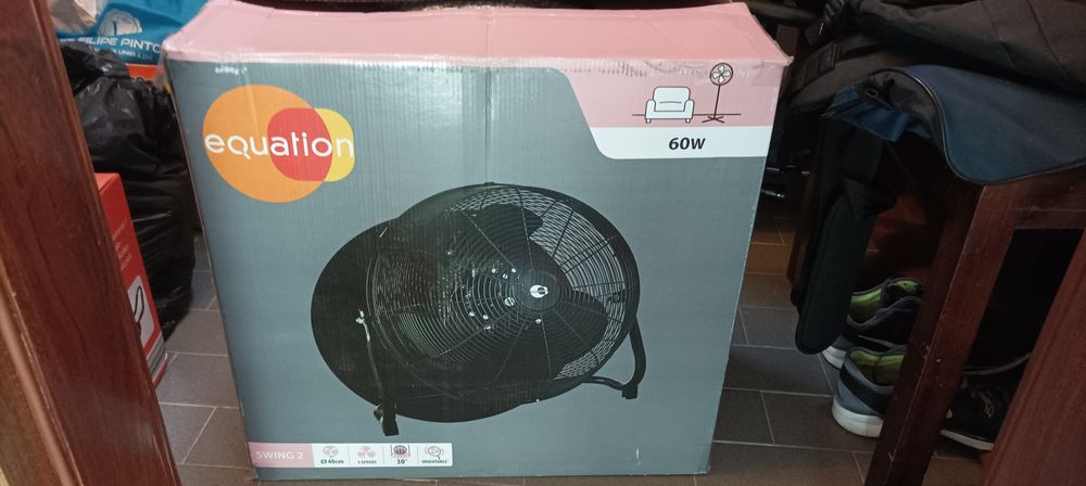 Ventoinha industrial 60 w semi-nova