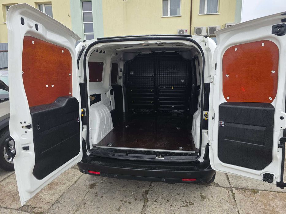 Fiat doblo 2022 faktura VAT