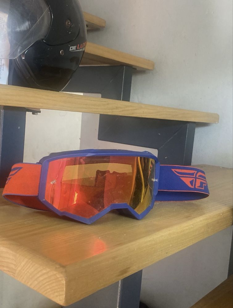 Kask Thor Sector 4XL + gogle Fly Racing