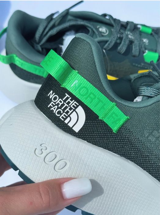 TNF The North Face Altamesa 300