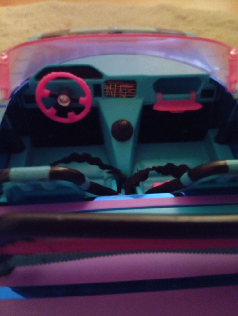Auto lol z basenem plus lalka