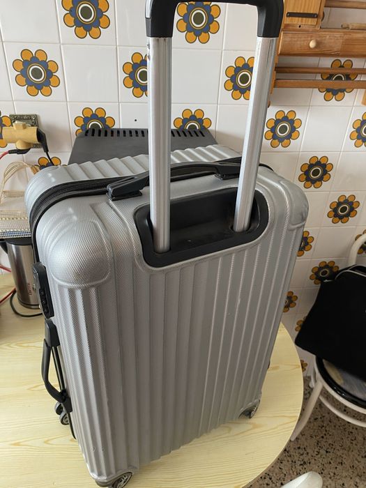 Mala de viagem media