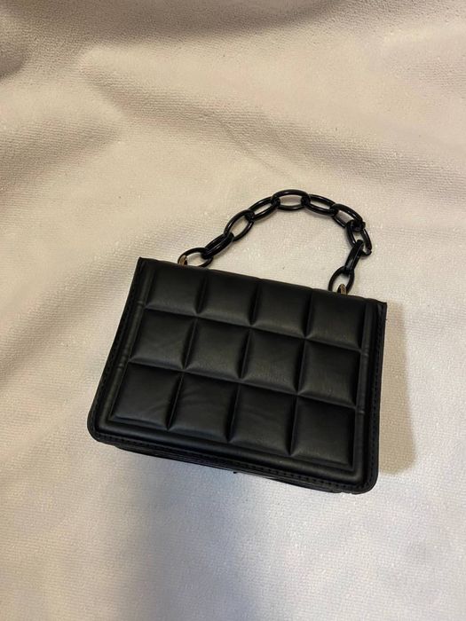 Сумка белая и черная