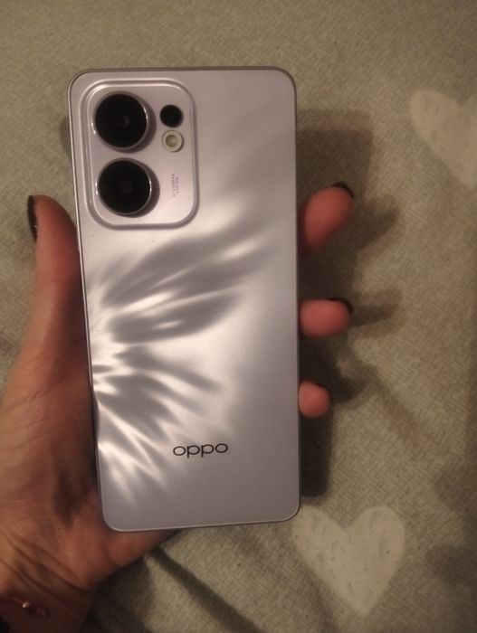 Продаж смартфону у хорошому стані! ОPPO Reno 13f.
