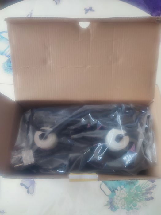 Светильник двойной для рептилий и декоративных птиц.