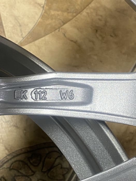 Диски R17 , 5/112 , ET52 , 7.5J*17H2 , KBA53647