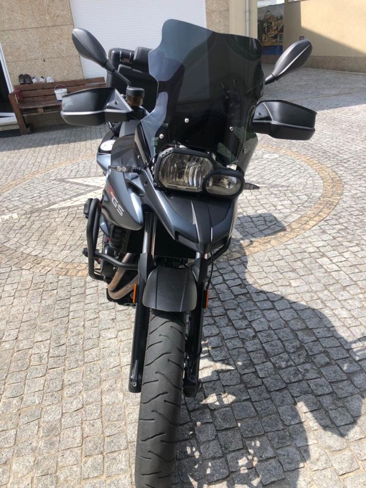 Bmw GS 700 ideal para pessoas baixas