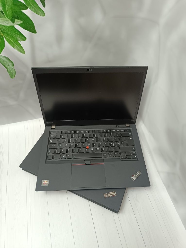 Ноутбук Lenovo ThinkPad T495/Ryzen 5 Pro 3500U/16/256/14"/Full HD IPS