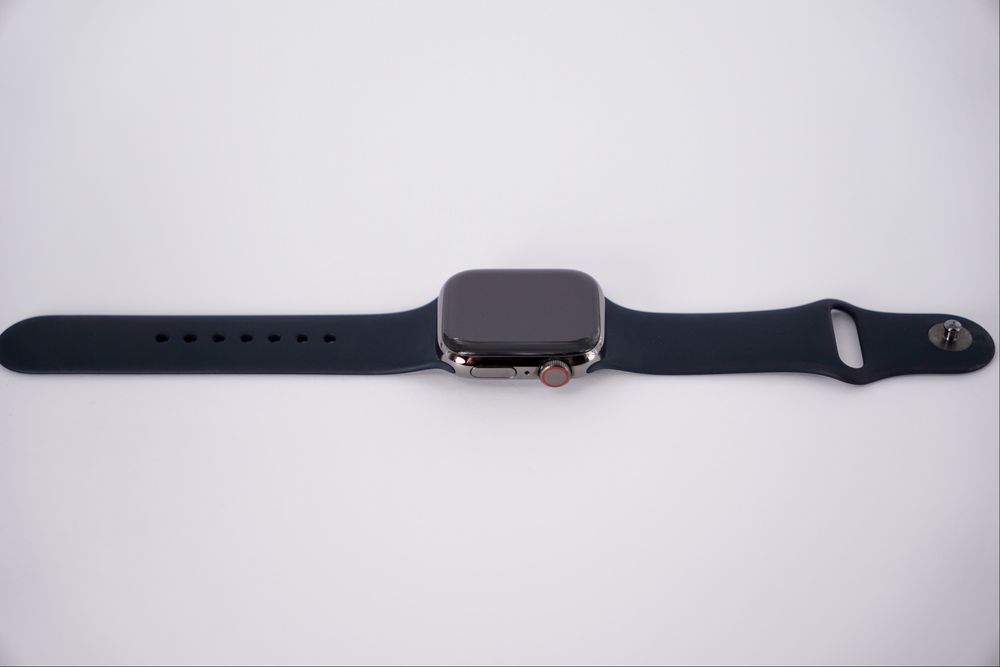 Apple Watch 8 GPS + Cellular 41mm stalowy (grafitowy)