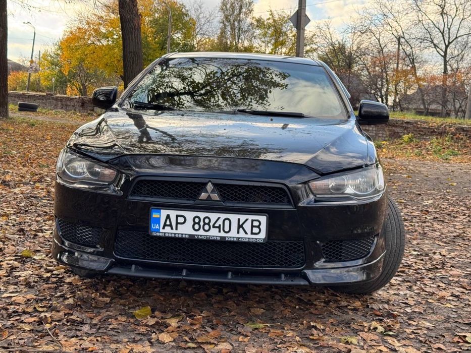 Продам mitsubishi lancer x 2011