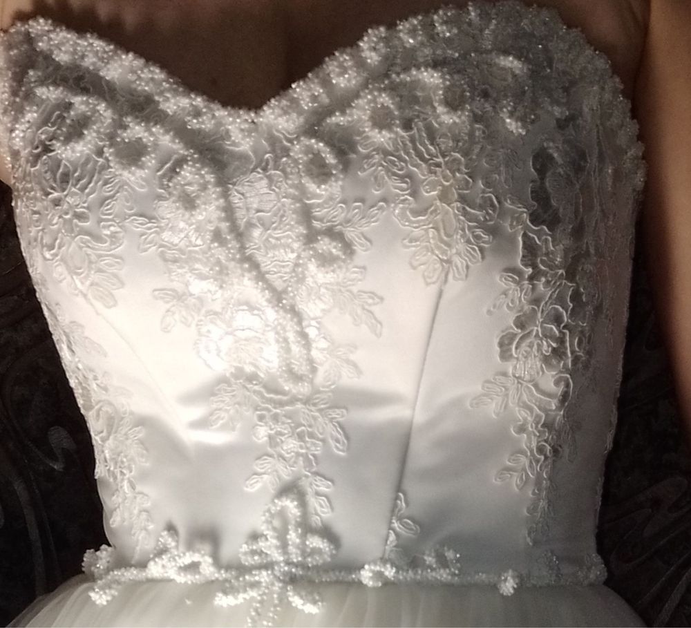 Свадебное платье на корсетной основе
