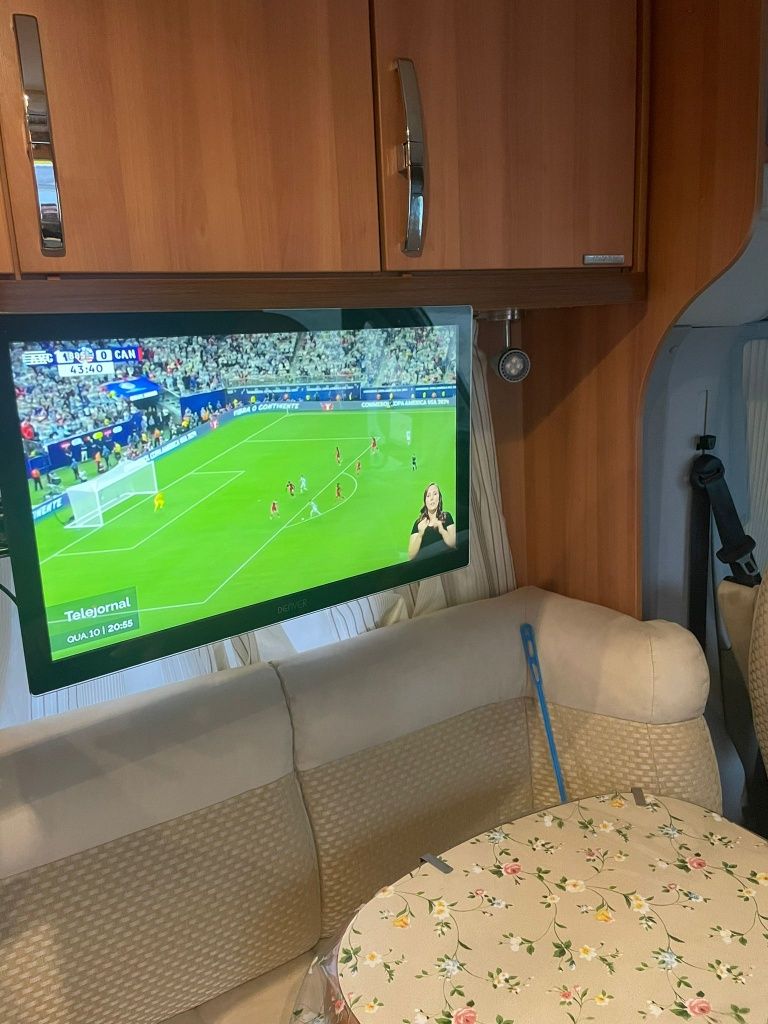 Autocaravana HYMER Exquisite Line 2011 - 4 Lugares | 99.000 km