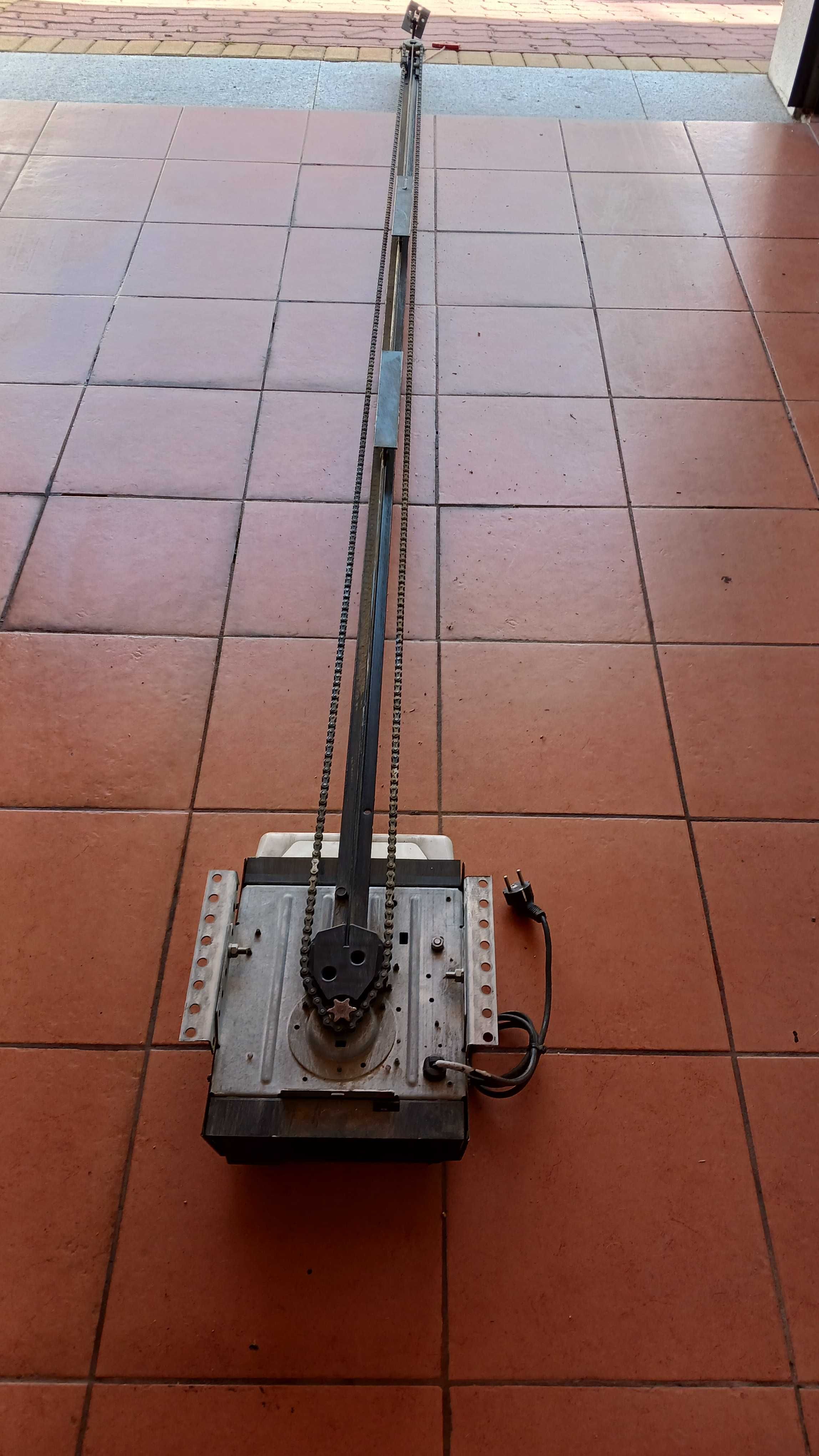 Motor de portao de garagem