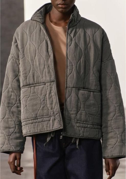 Стильний светр ZARA