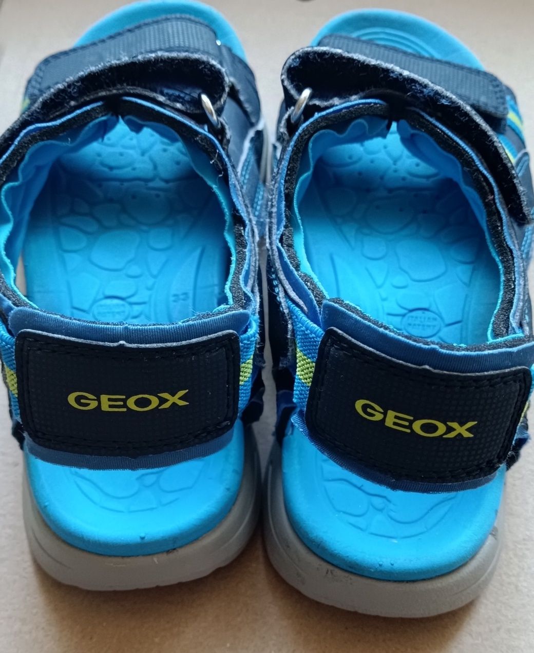 Sandałki GEOX 33