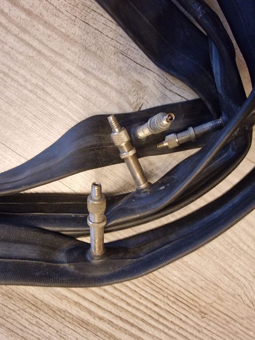 Dętki rowerowe Schwalbe Nr. 17 28 cali zawór rowerowy