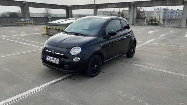 Fiat 500, lakier fabryczny, klimatyzacja, niski przebieg, półskóra !