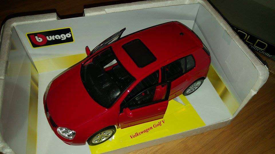 Miniatura volkswagen golf V