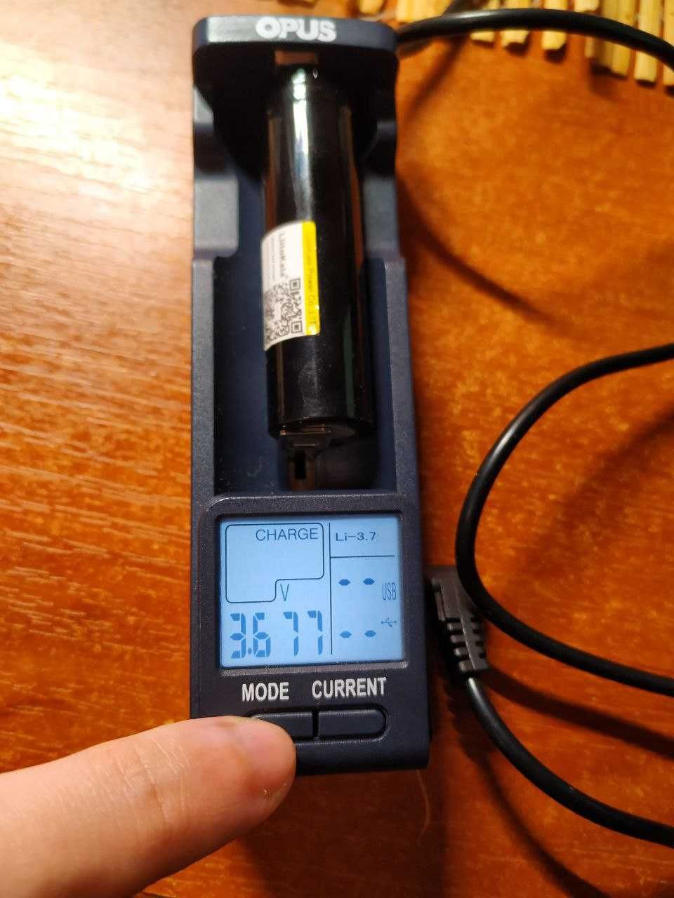 Зарядное устройство Opus BT C100 для Ni-Cd, Ni-Mh, Li-Ion и LiFePO4