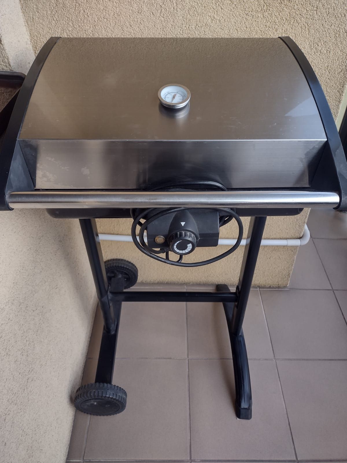 Grill elektryczny Blooma Tabor