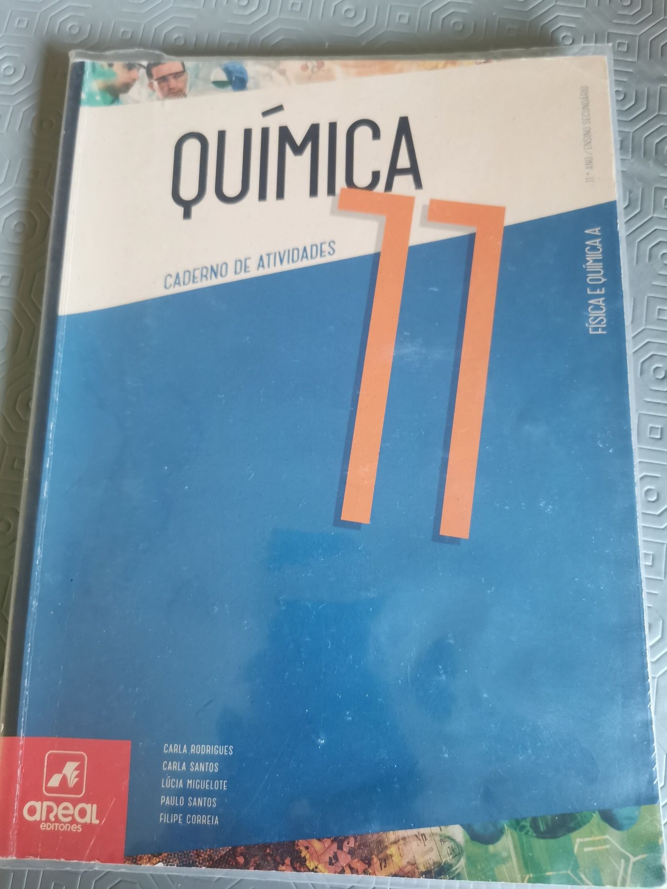 Caderno de Atividades "Química 11"