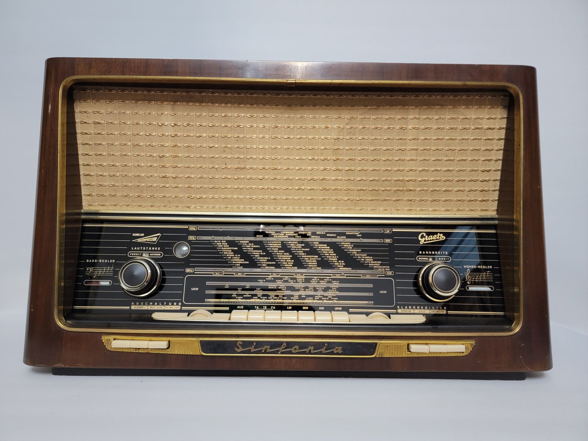 Rádio antigo reparado Graetz