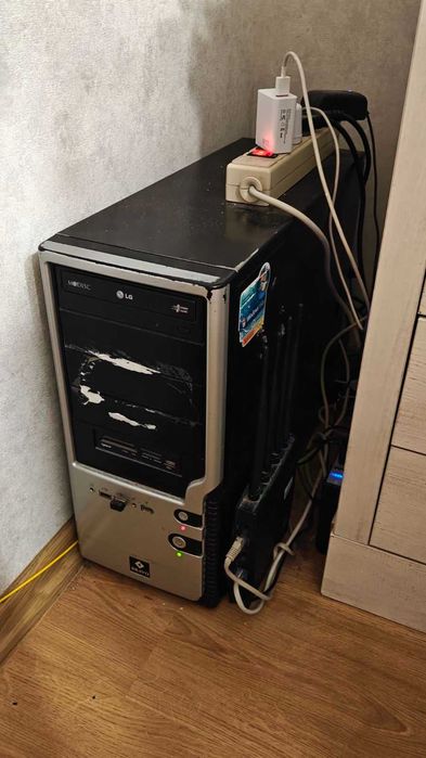 Core i5 10400 (6 ядер) GTX 1650 Super 4Гб ОЗУ-16Гб М2-256Гб Sata-500Гб