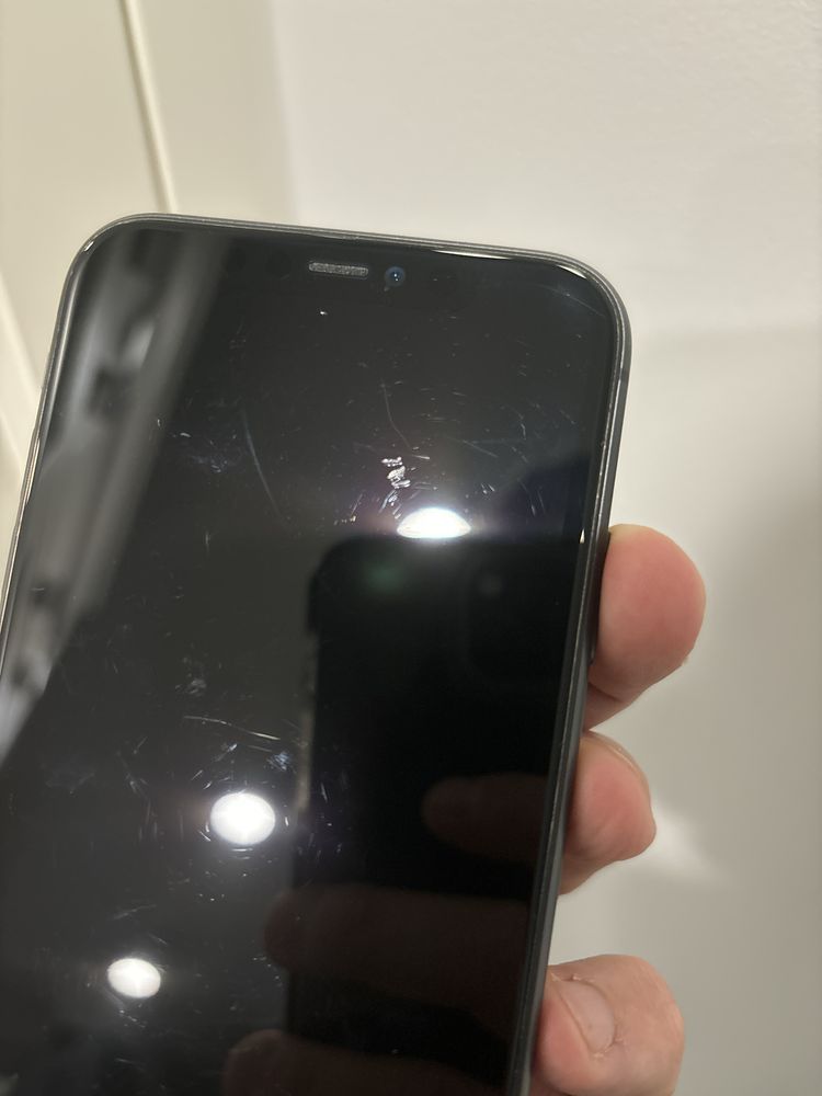 Sprzedam APPLE iPhone 11 64GB Black