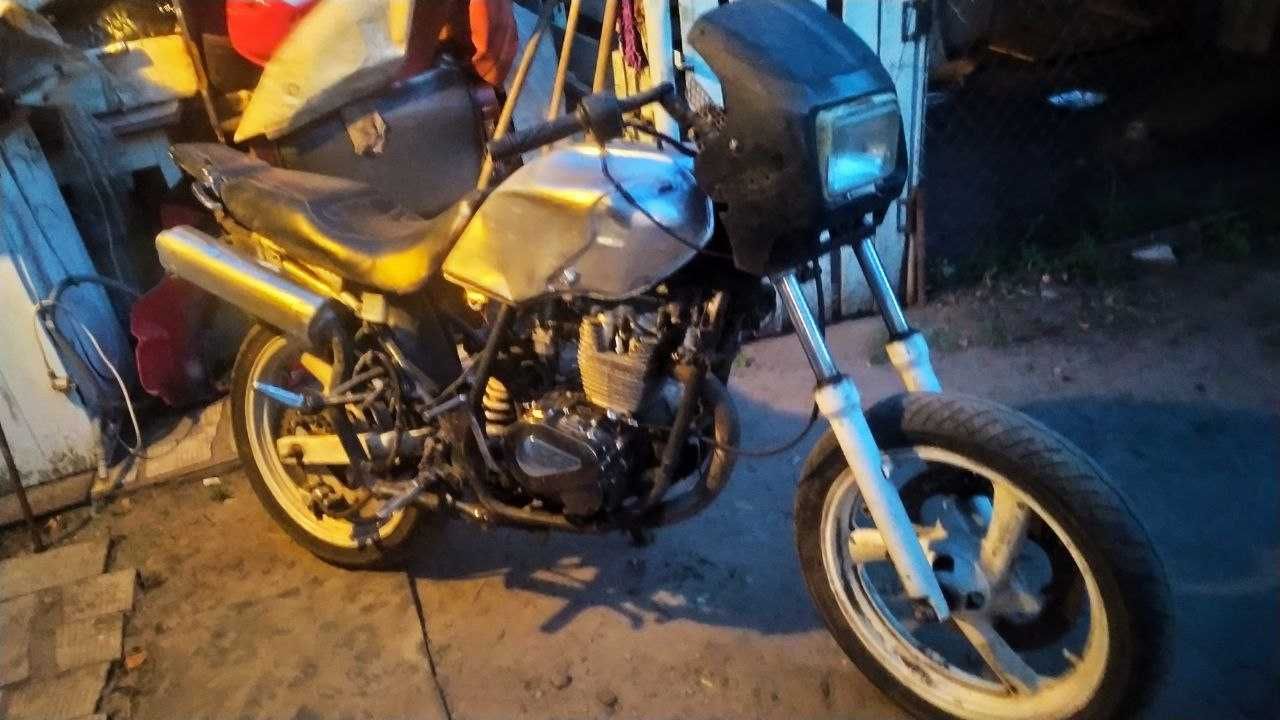 Срочно продам мотоциклы 250 200 150 кубов