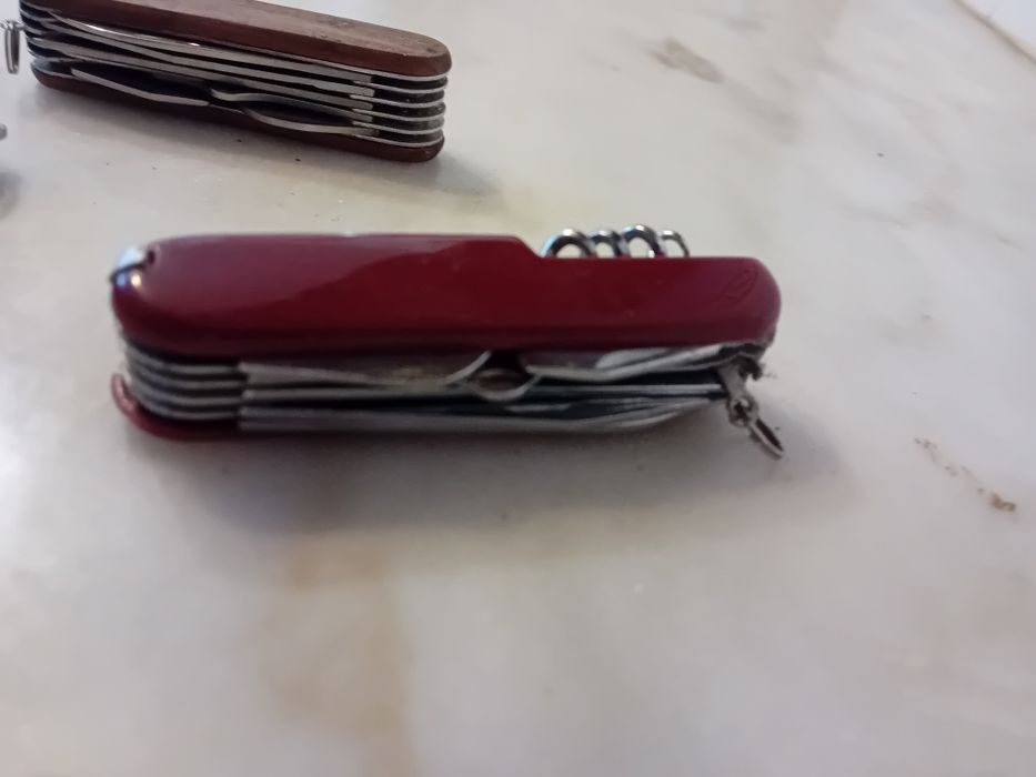 Conjunto de 2 Canivetes Suíços Diversos Antigos