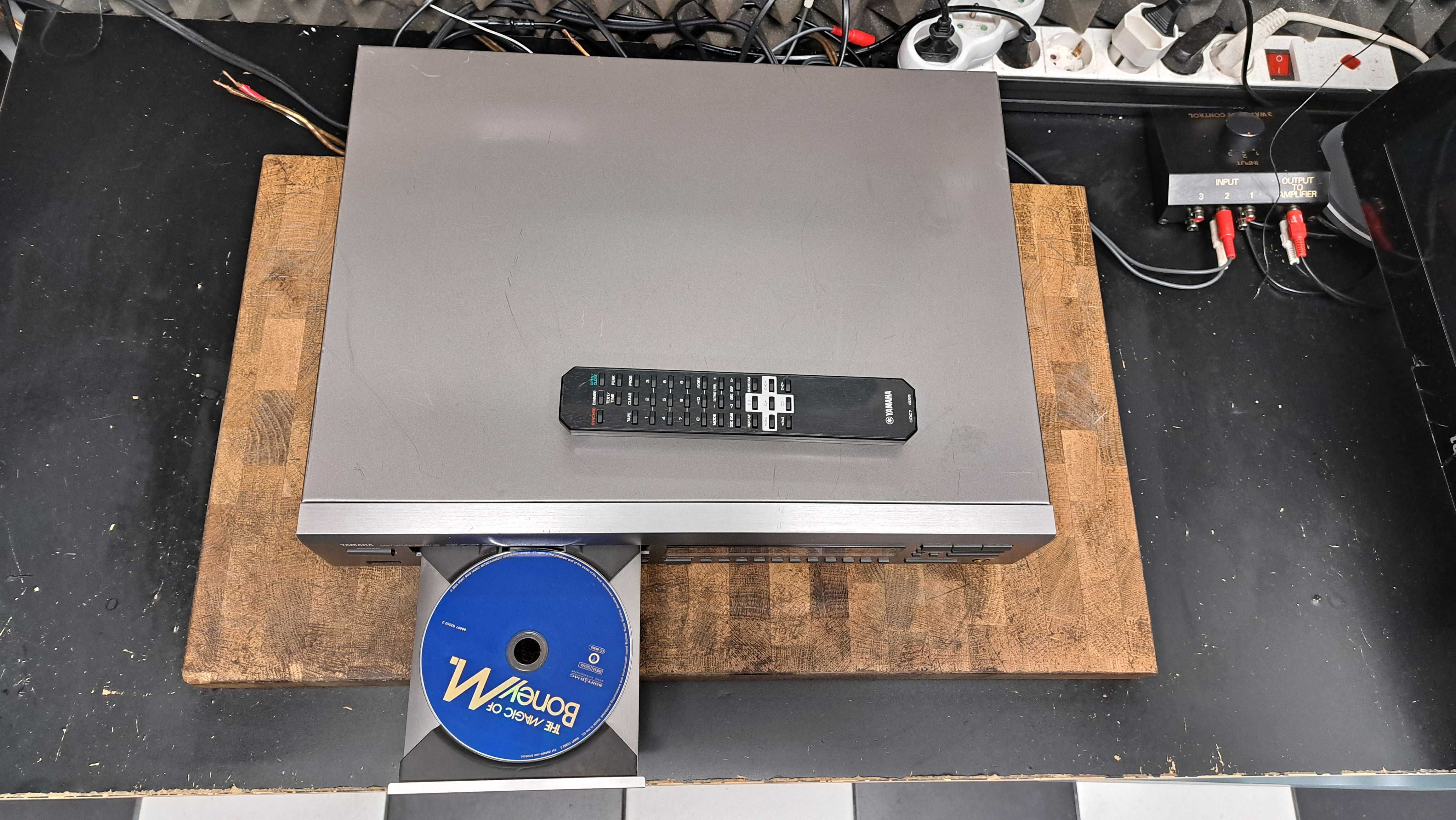Cd Yamaha CDX-930 RS z pilotem świetny cd