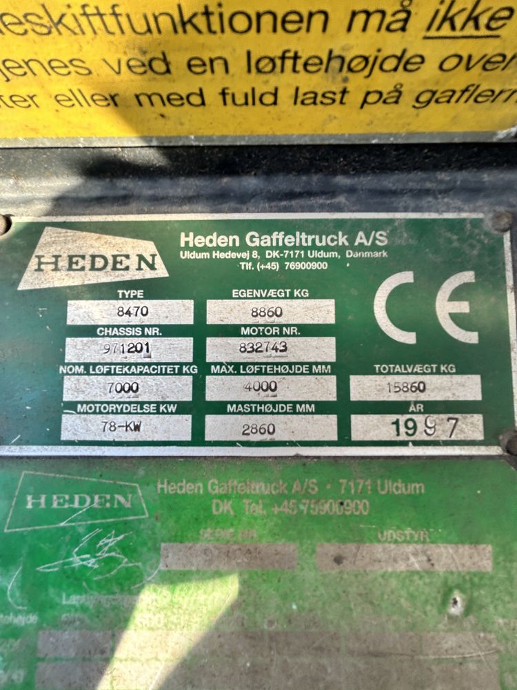 Wózek widłowy Heden 8470