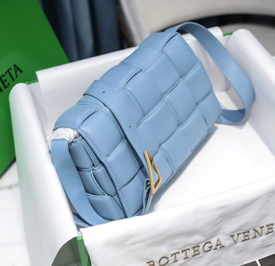 Bottega veneta torebka ze skory naturalnej