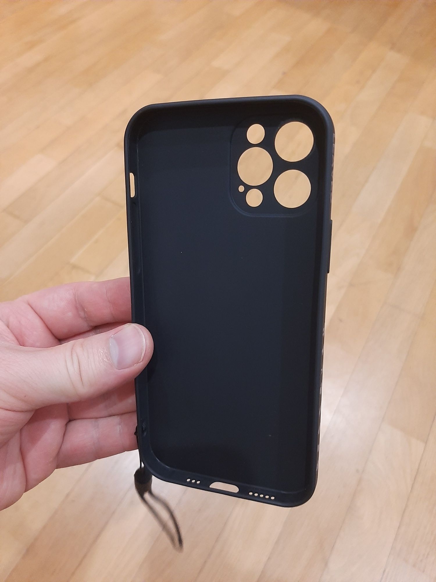 Чохол Leaves для телефона IPhone 12 pro оригінальний