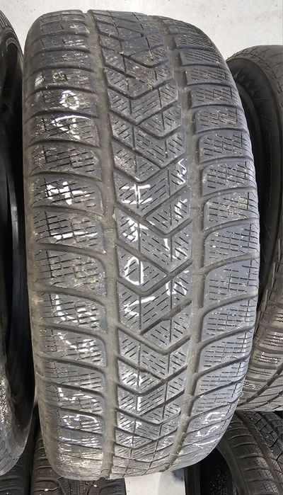 235/65R17  Pirelli Scorpion Winter Zima