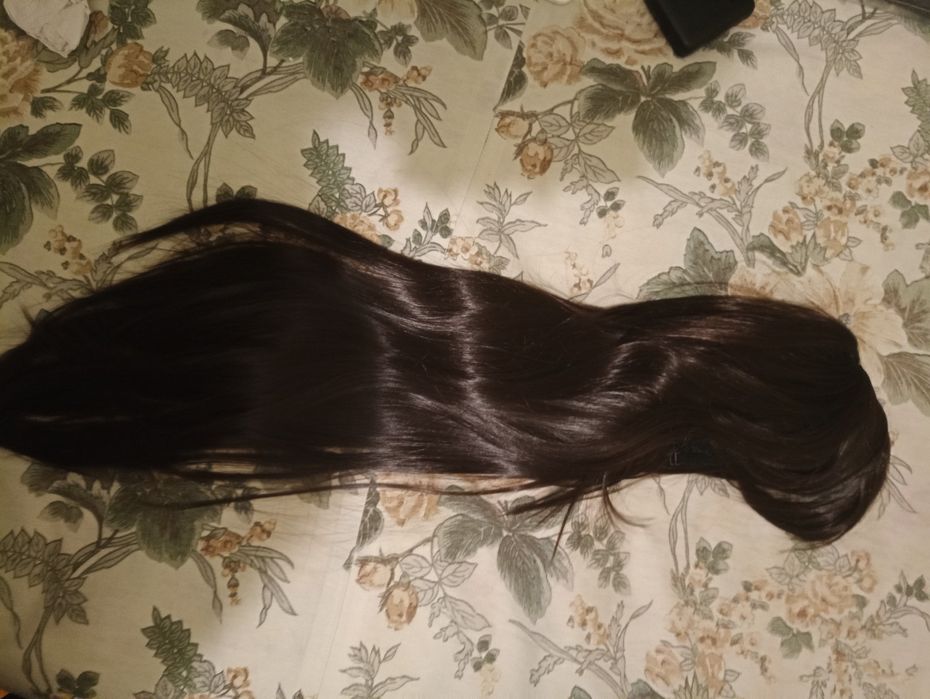 Перука косплей каштанова