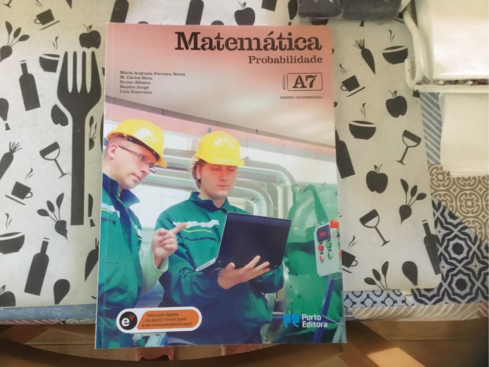 Livros de Matematica A3, A7 e B5