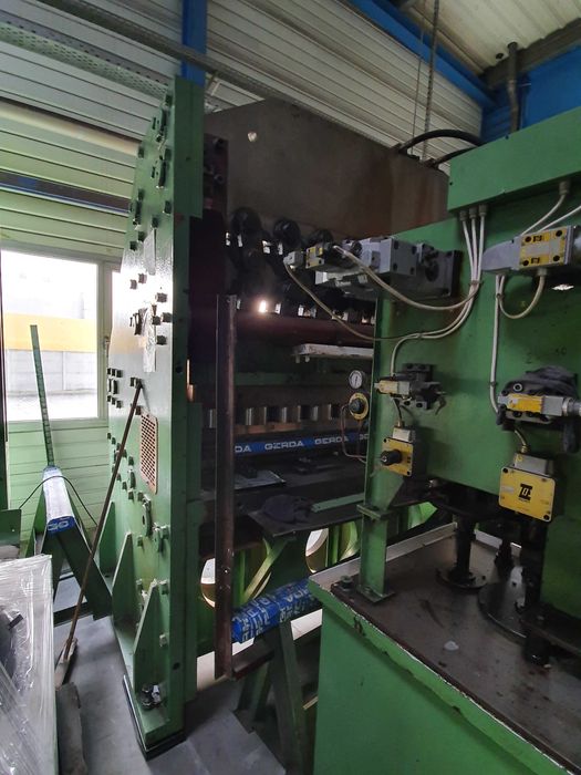 Prasa krawędziowa PHK-01