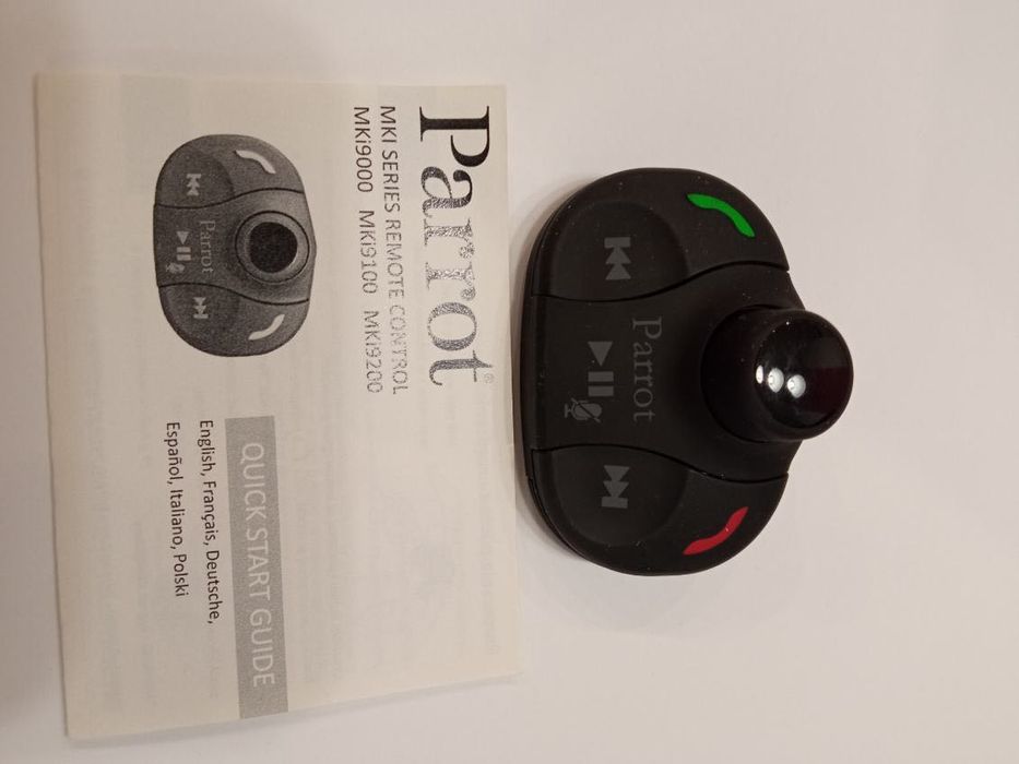 Pilot do zestawu głośnomówiącego Parrot MKi9000/MKi9100/MKi9200