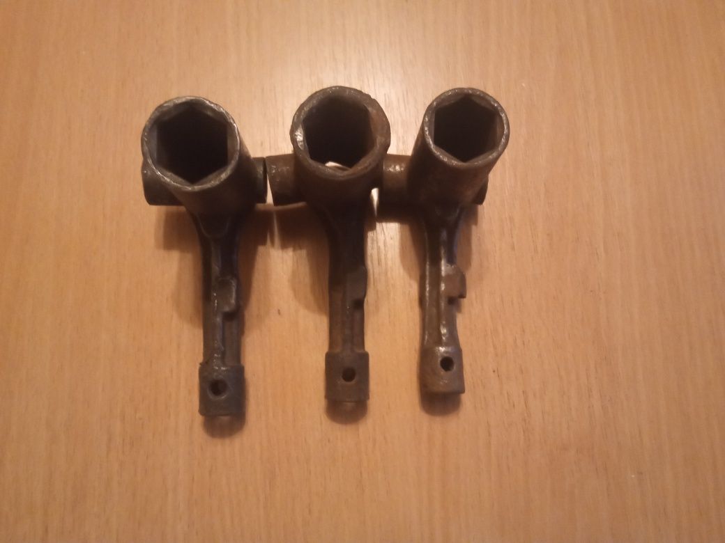 Ключи свечные СССР.