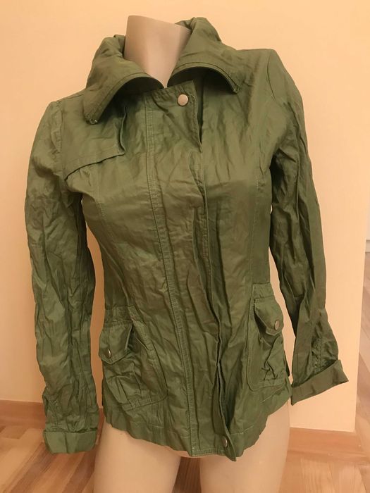 cienka kurteczka/wiatrówka Solar