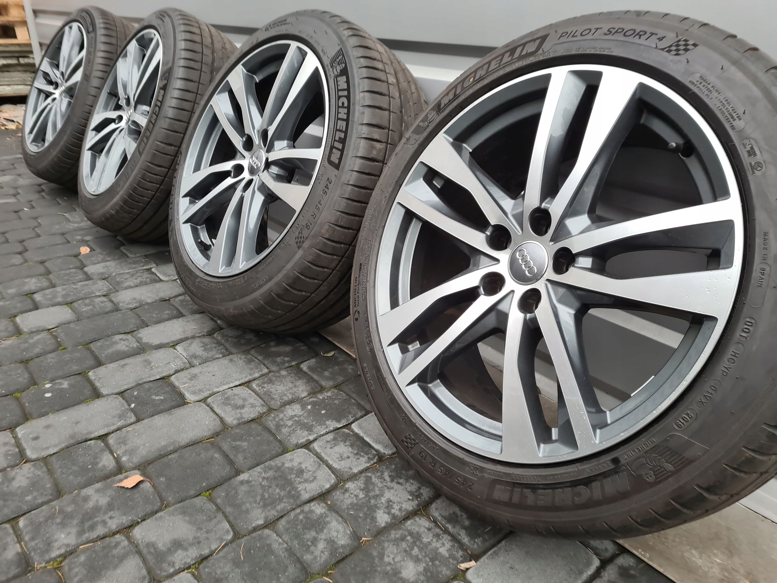 Oryginalne Felgi Audi 19 A4 A5 A6 A7 A8 Q3 Q5 Q7