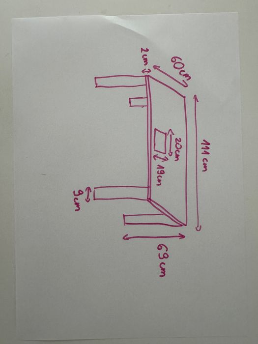 Stół / biurko do paznokci / manicure