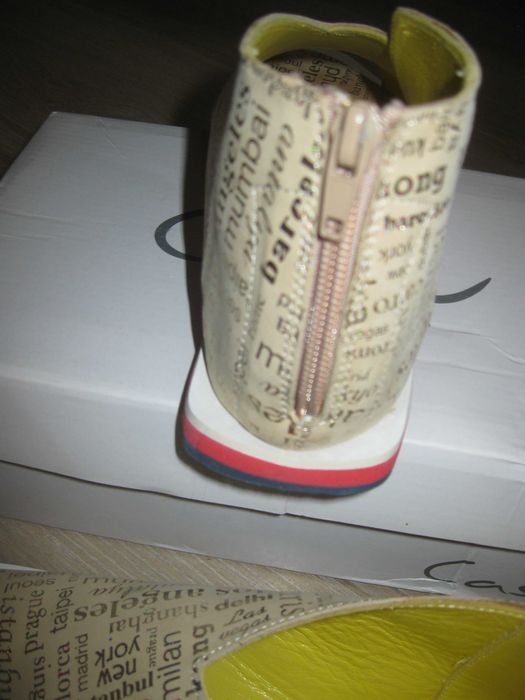 Luka sandałki rozmiar 38 literki