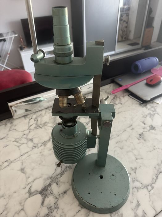 Мікроскоп професійний продам