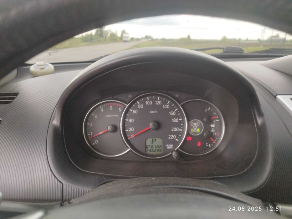 Mitsubishi pagero sport 2011