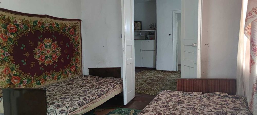 Продаж будинку 60м2, 4 кімнати, 43сотки. Власний вихід до річки.ID:201