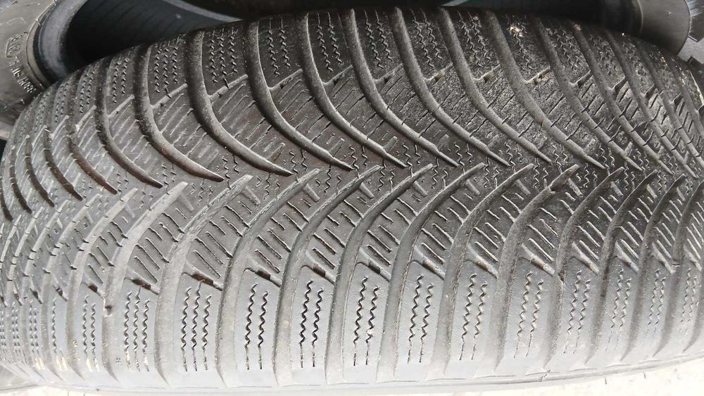 Резина 195/65 R15 Hankook зима
