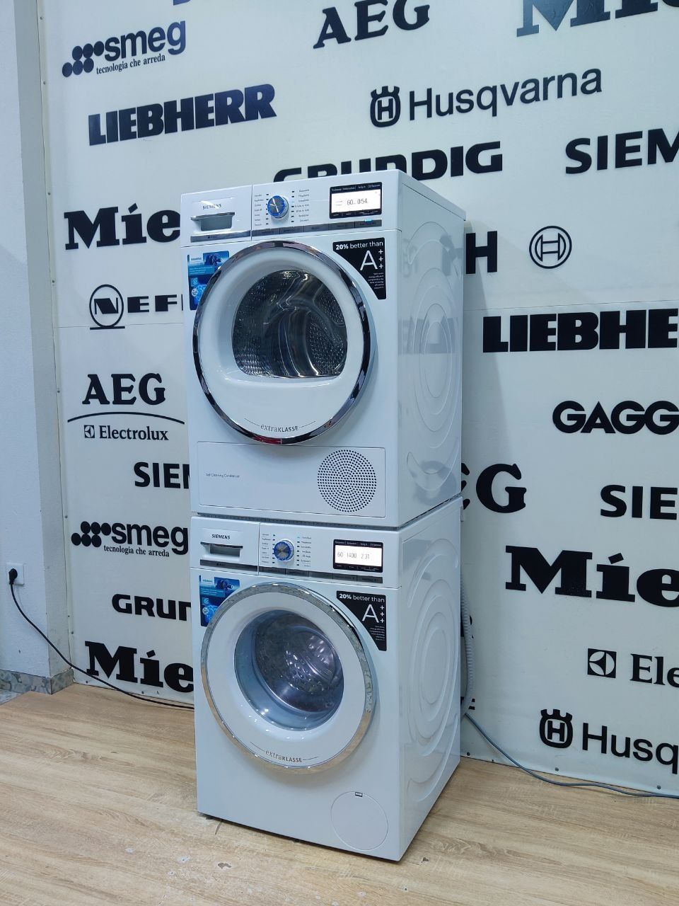 Комплект Siemens™iQ890 Self Condencer. Стиральная+Сушильная машина