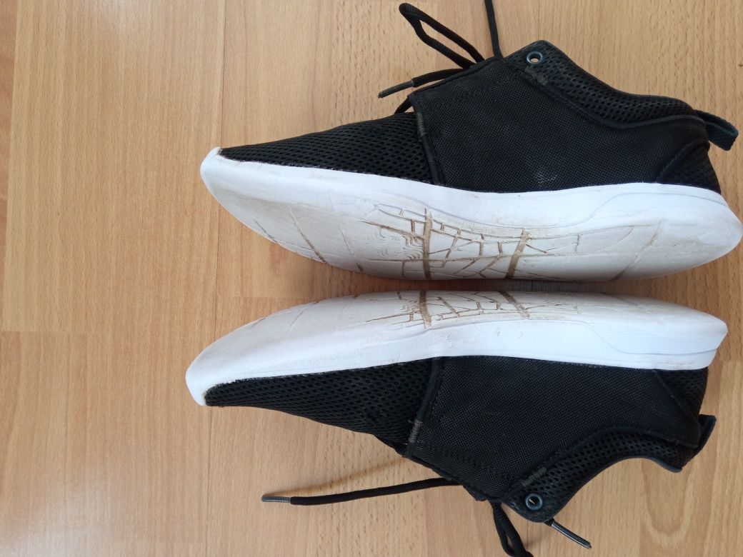 Buty sportowe męskie roz. 41